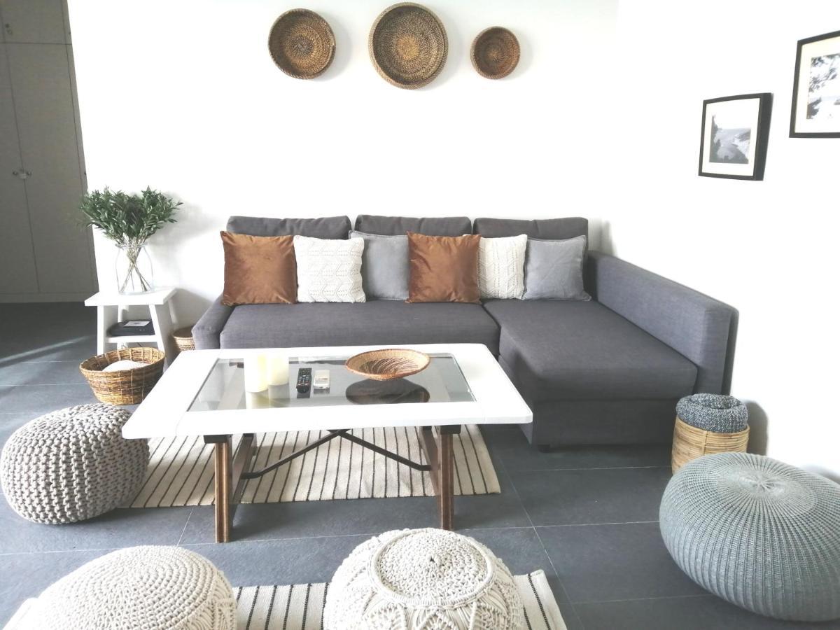Apartamento Ático con Fantásticas Vistas al Mar y la iglesia Sitges Exterior foto